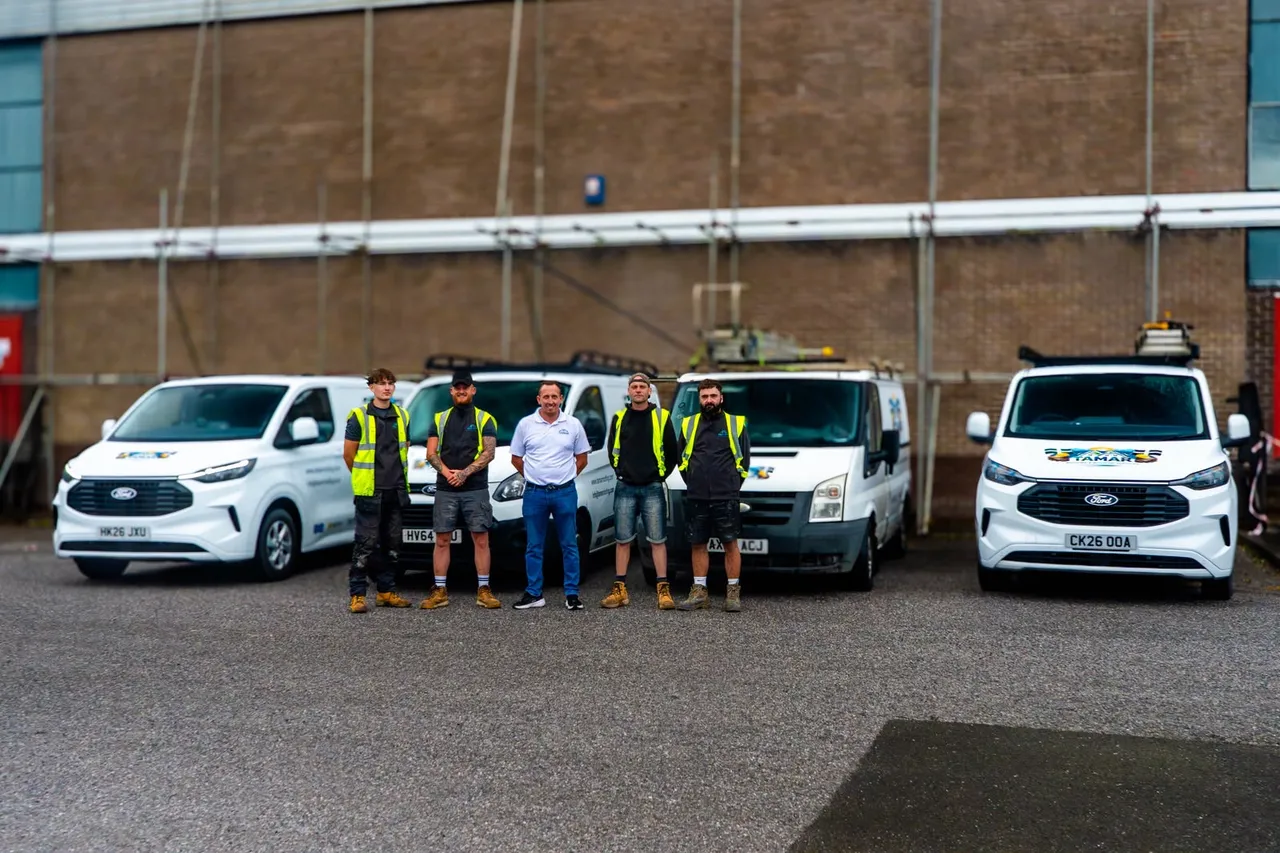 The Tamar Roofing team